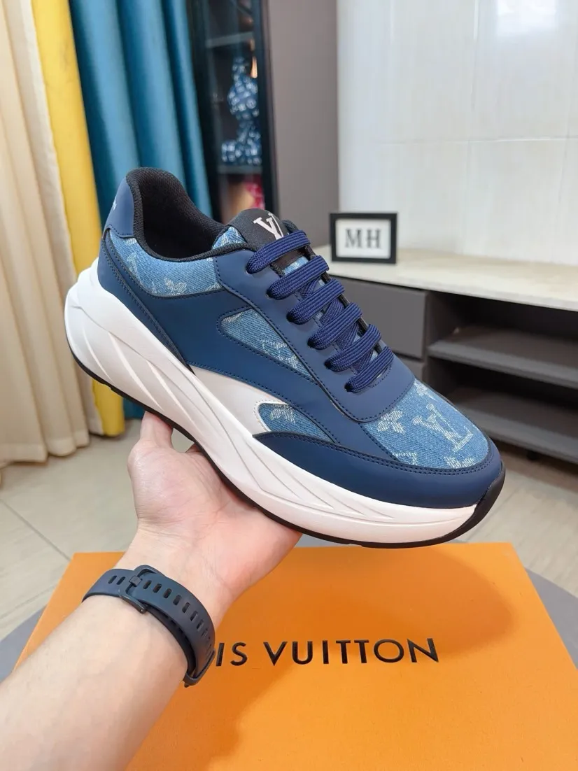 Men's shoes💰438🌹🌹[LV]🌹High-end brand of men's shoes: Official website 1:1 Latest masterpiece: The upper is made of Italian imported first-layer cowhide with special materials➕Full genuine leather lining🔥, making walking more convenient and comfortable! Exclusive new style, stunning work [color]! Create a fashionable personality to set off your uniqueness! A must-have for trendy men! Classic🔥Number: 38-44